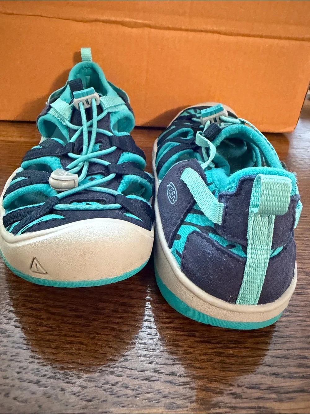 Keen Moxie Sandals Blue Kids Size 2 Shoes Waterproof Slip-On Bungee Tie